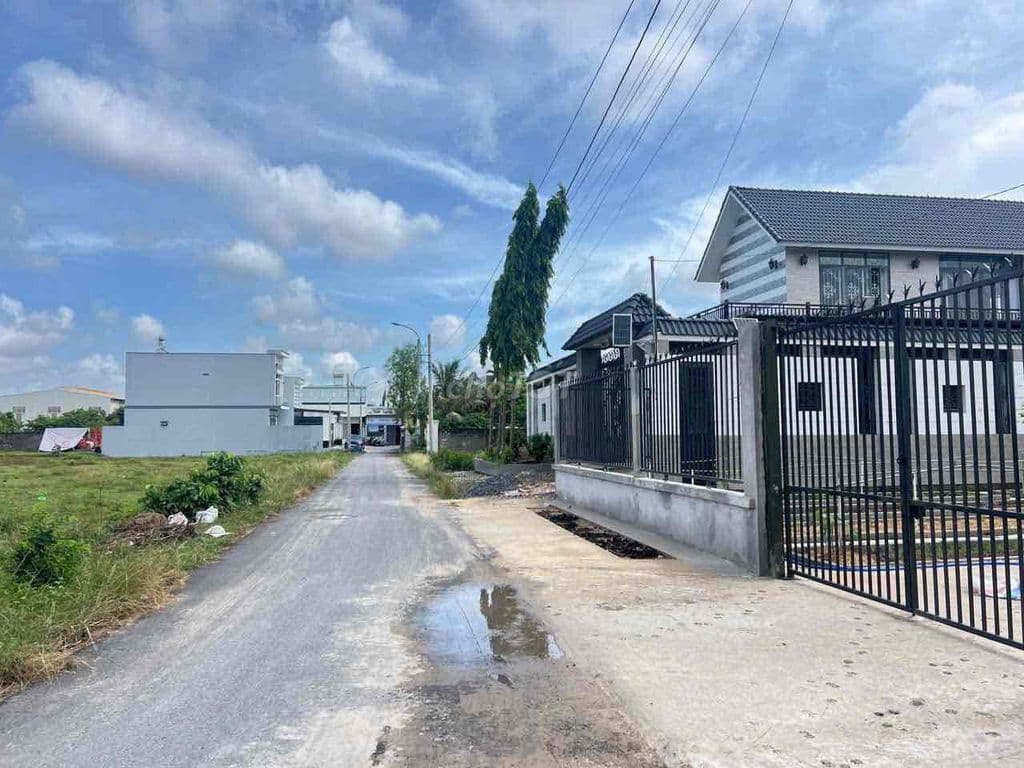 BÁN GẤP DÃY TRỌ KIOT 8 PHÒNG NGỦ 246M2 (7X35M) 1TY2 CÒN THƯƠNG LƯỢNG - Ảnh 2