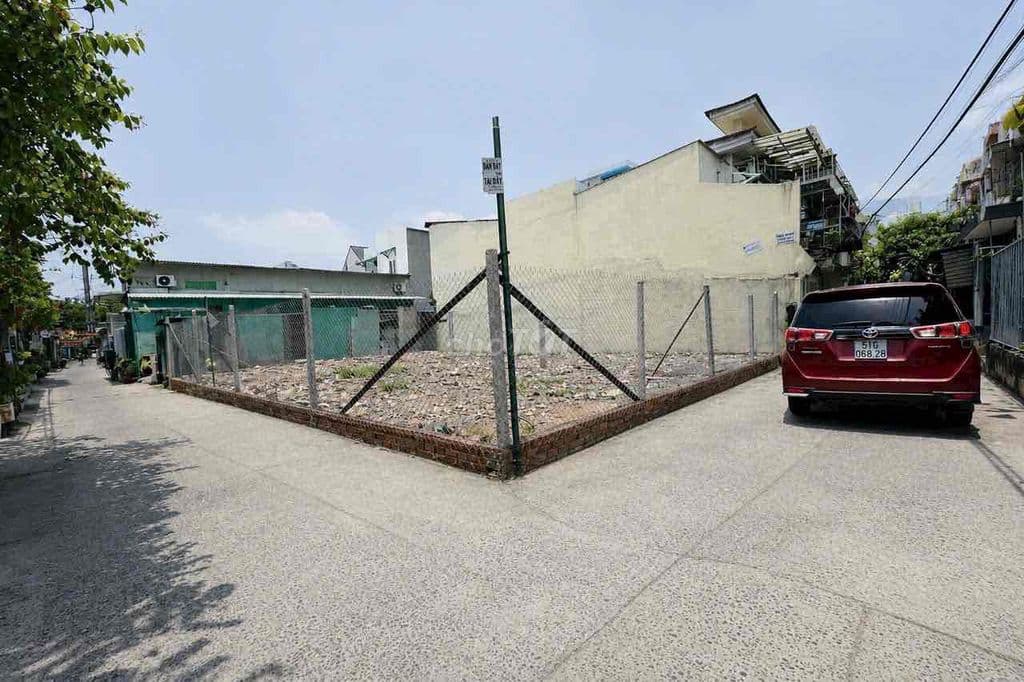 Cần bán giảm giá Đất bên sông Hiệp Bình Chánh 4,5m x 15m