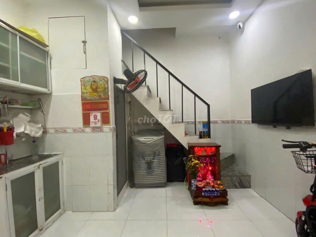 Bán nhà nhỏ xinh kê khai Quốc lộ 50