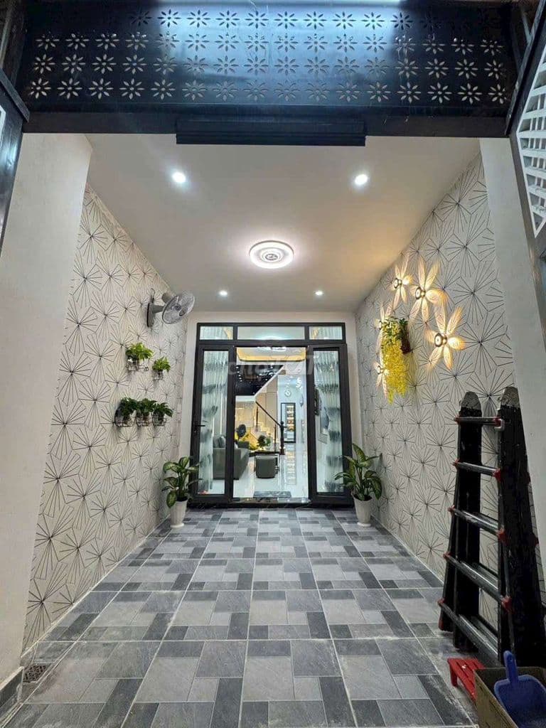 Nhà SỔ HỒNG RIÊNG ĐẸP HẺM XE HƠI - Ảnh 3