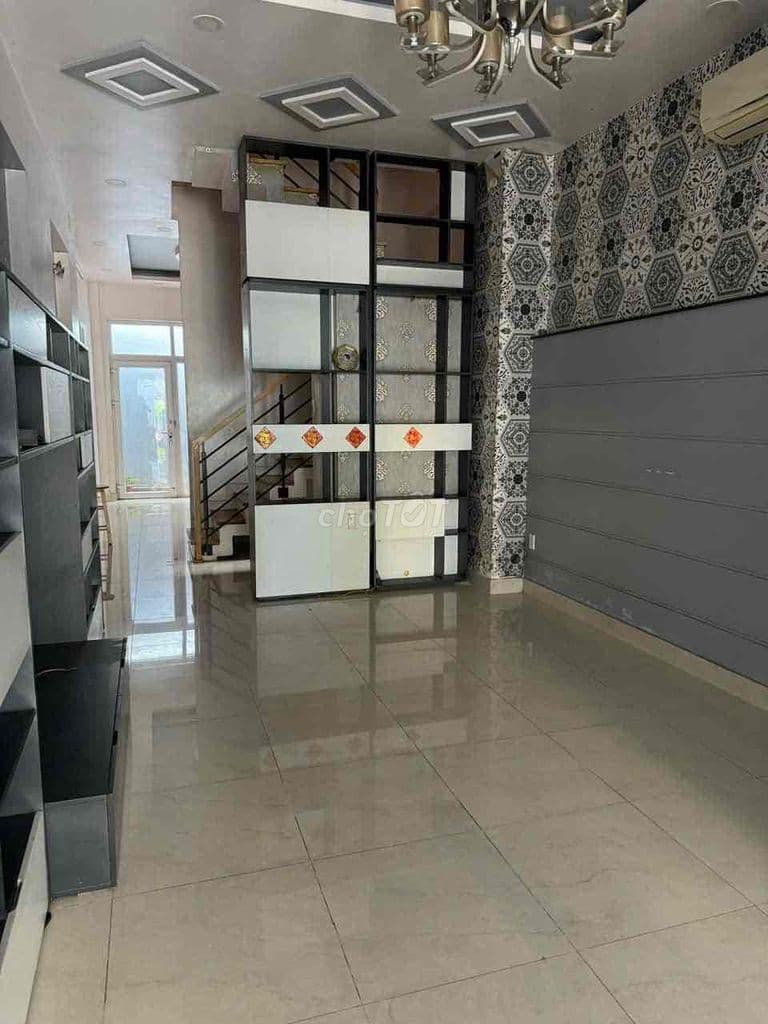Bán nhà riêng 4 tầng, CN 70m2,4pn, hẻm xe hơi đường Tây Hoà PLA quận 9 - Ảnh 3