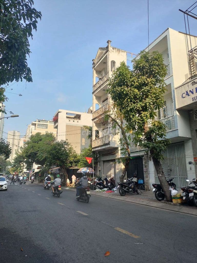 Bán Nhà Mặt tiền đường 79 -DT:4x20 nhà 3lau phường tân quy quận 7 - Ảnh 3