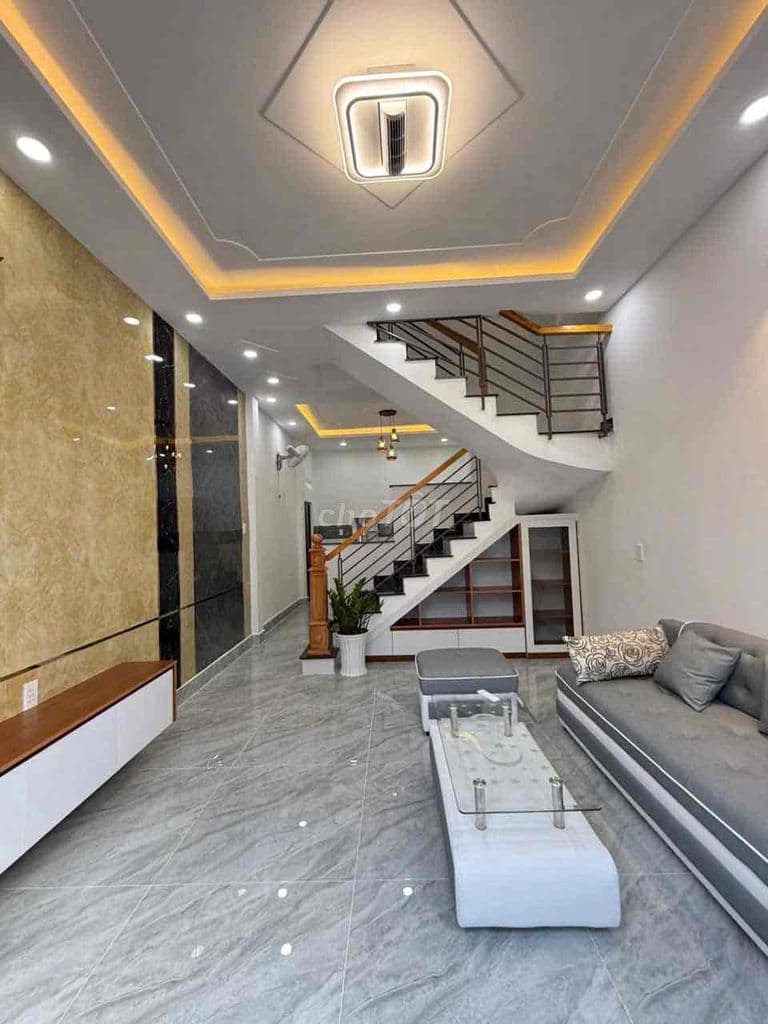 NHÀ PHỐ ĐÚC 1 LẦU 2 PHÒNG NGỦ 2 TOLET ĐƯỜNG HT 35. TÂN THỚI HIỆP - Ảnh 2