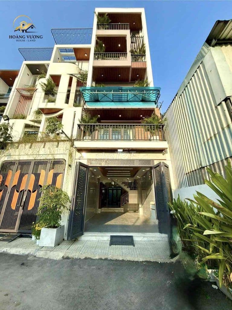 Chủ kẹt giảm sâu 700tr, nhà mới 100%, 1 trệt lửng 3 lầu, Đường 10m