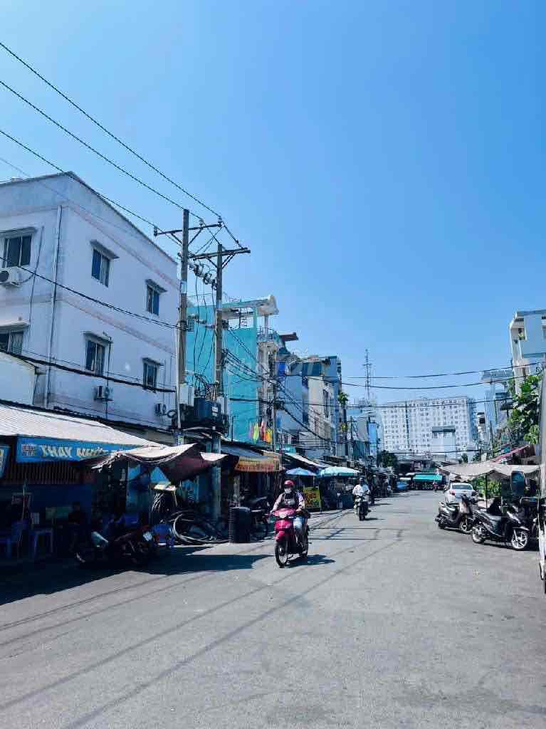 💥 Nhà MT Kinh Doanh Tôn Đản – 3 Tầng – Gần Q1 – Giá Tốt - Ảnh 3