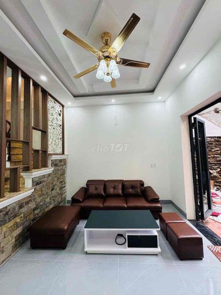 Giảm luôn 2 tỷ cho chủ thiện chí, nhà 2 mặt ngõ, lô góc, gần ôtô 45m. - Ảnh 3