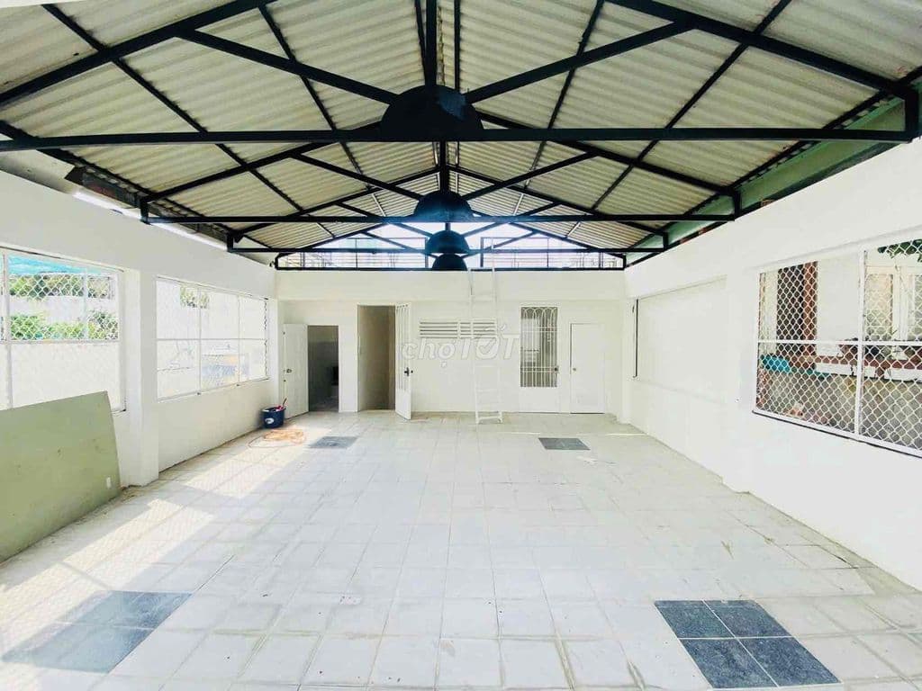 GIẢM 3 TỶ - 7X11M 4 TẦNG - HẺM BIỆT THỰ NGUYỄN TRỌNG TUYỂN TÂN BÌNH - Ảnh 2