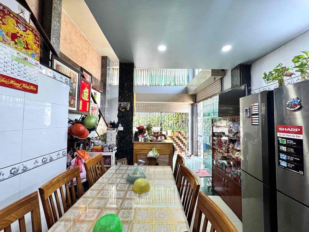 HXH QUẬN 1 - MAI THỊ LỰU - 36M2 - NGANG 4.5M - 1CĂN RA MẶT TIỀN -5TẦNG - Ảnh 2