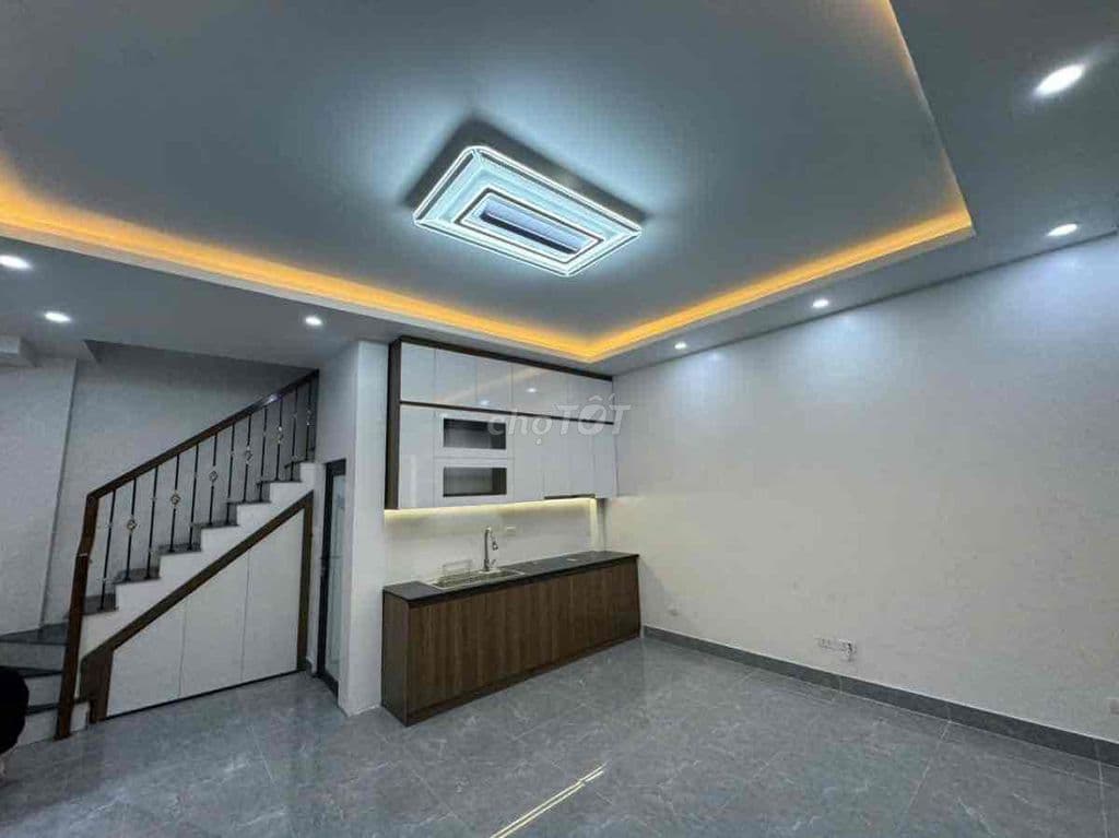 Nhà Mới Cầu Giấy 40m2 - 5 Tầng - Ở Ngay - Kinh Doanh - Ngõ Thông - Vip - Ảnh 2