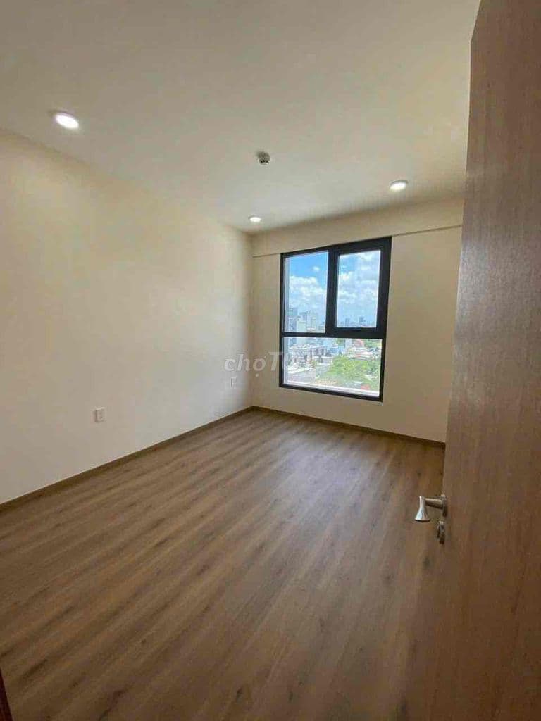 cần bán CHCC Viva 1Pn 2.750