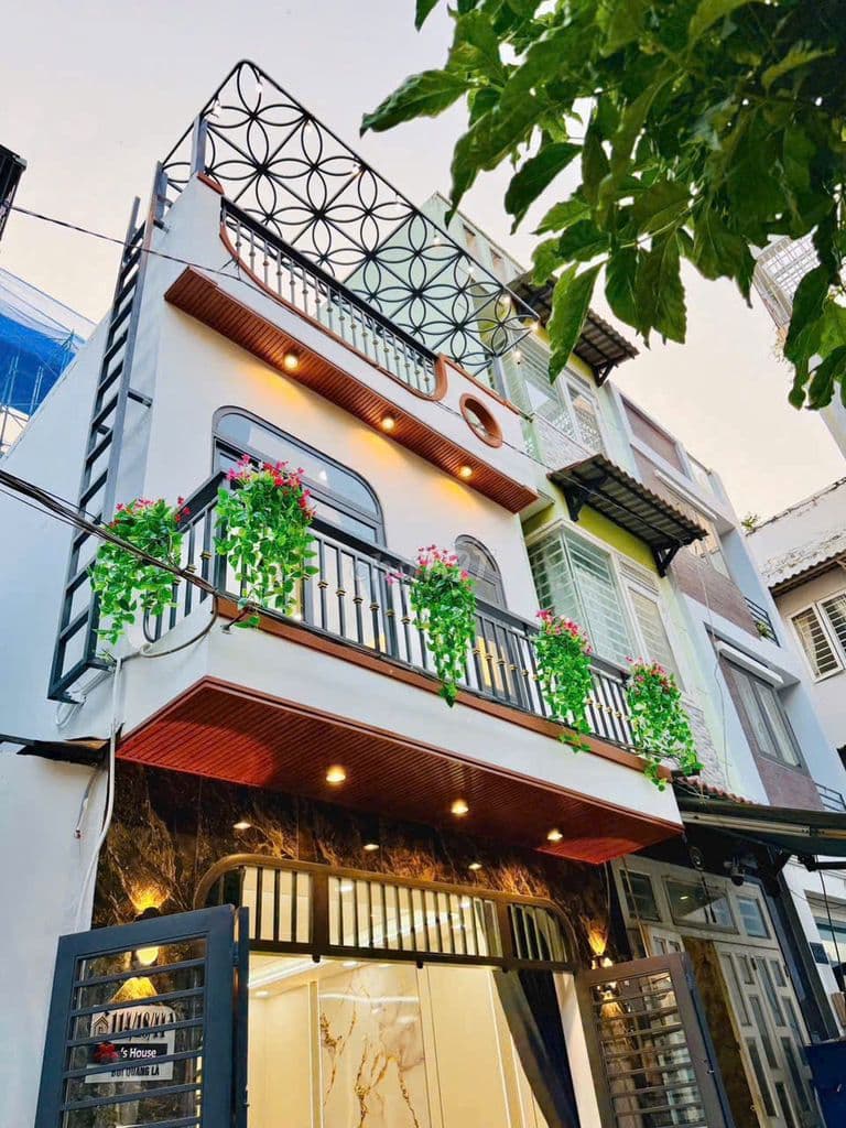 Hiếm Gò Vấp, Hxh 8m, 38m2, 1 Trệt 1 lầu xây kiên cố, Đầy đủ nội thất