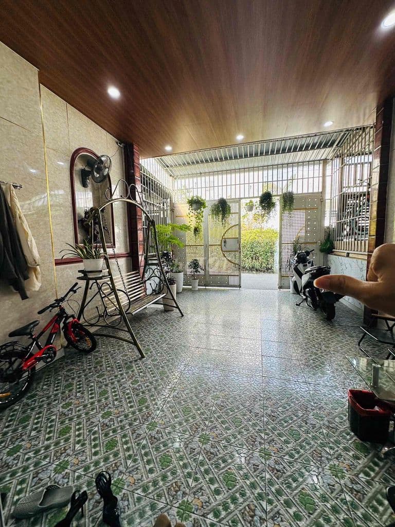 Chính chủ Bán.! nhà ở 6-8 người , hoặc làm dãy trọ ( BANK hổ trợ 80%)