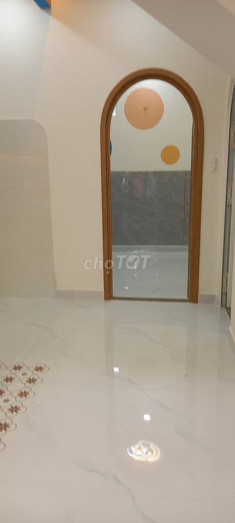 Nhà bán hòa bình sổ đầy đủ sang tên ngay đẹp - Ảnh 2