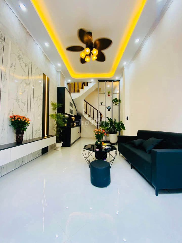 Mặt ngõ Thái Hà ô tô đổ cổng, 2 thoáng, ngõ thông, KD, nhà mới 37m2*5T