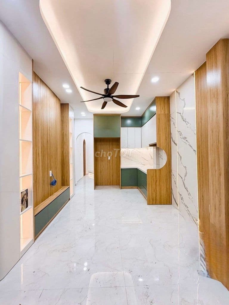 BÁN NHÀ ĐẸP VÕ VĂN TẦN–HẺM XE HƠI- CÁCH MẶT TIỀN 1 CĂN NHỈNH 4 tỷ
