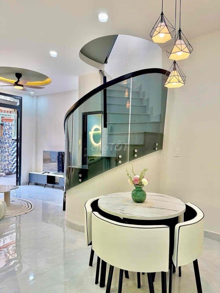 NHÀ MỚI LƯƠNG NGỌC QUYẾN