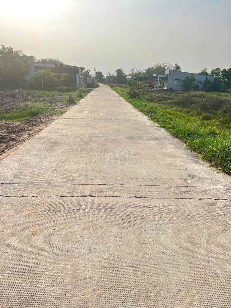 Đất Thổ Cư 150m2 Sát VinHomes Hóc Môn 950 Triệu - Ảnh 2