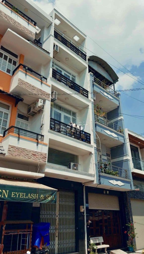 Lô góc, 4T mới xây, 100 Bình Thới, xe hơi vào nhà, 4x17m. 9.9 tỷ