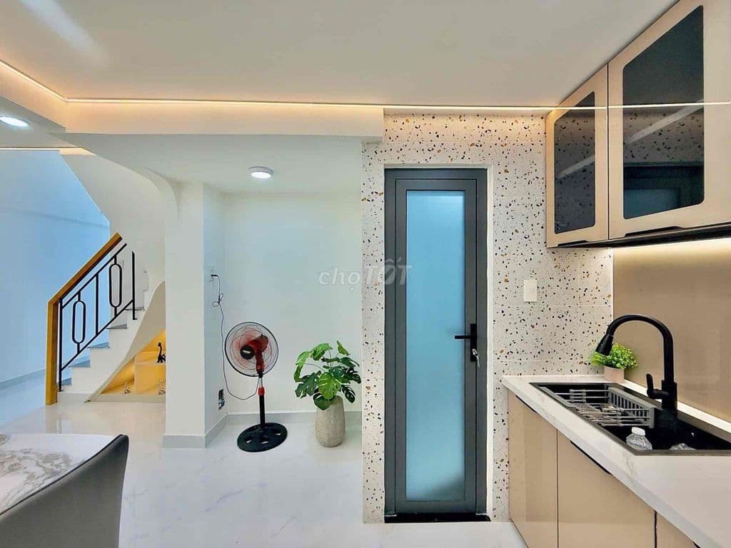🔥3 TẦNG - HẺM 6M XE HƠI QUAY ĐẦU - SÁT MẶT TIỀN - NGUYỄN XUÂN ÔN (VIP) - Ảnh 3