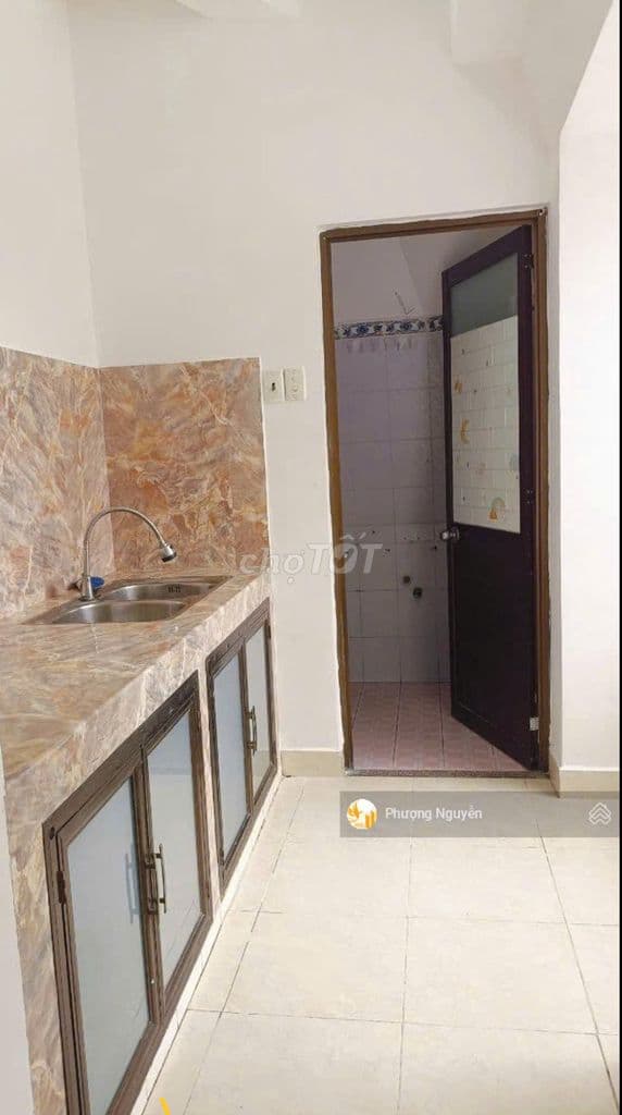 Cần Tiền Bán Rẻ Căn Hộ 1 PN Gần Chợ - Thang Bộ - Ảnh 2