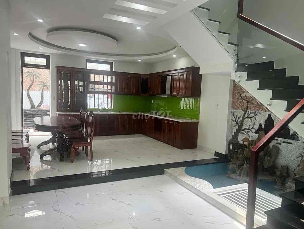 NHÀ 1 HẦM, 4 TẦNG, SÂN THƯỢNG - KDC HỒNG LONG, THỦ ĐỨC - TẶNG FULL NỘI - Ảnh 3