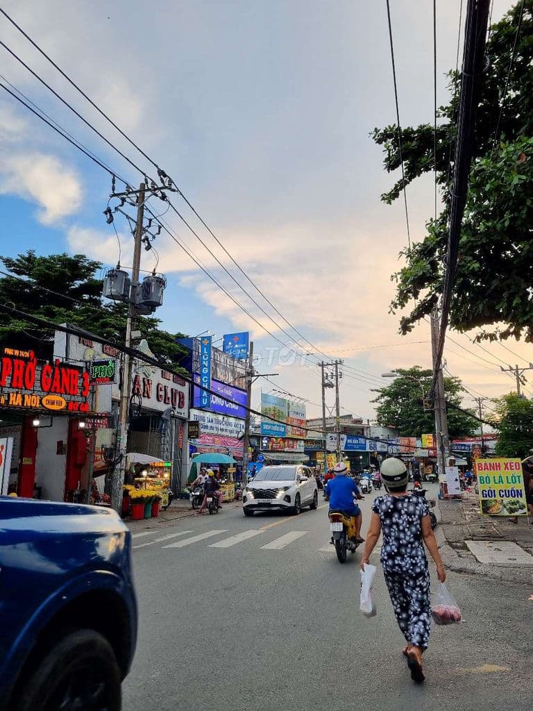 Hàng thơm! MẶT TIỀN DƯƠNG ĐÌNH HỘI, NGANG 8M BỀ THẾ,3 TẦNG