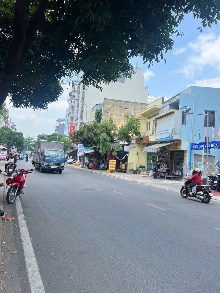 Cần bán gấp nhà mặt tiền Thành Công - Lũy Bán Bích, Q. Tân Phú. - Ảnh 2