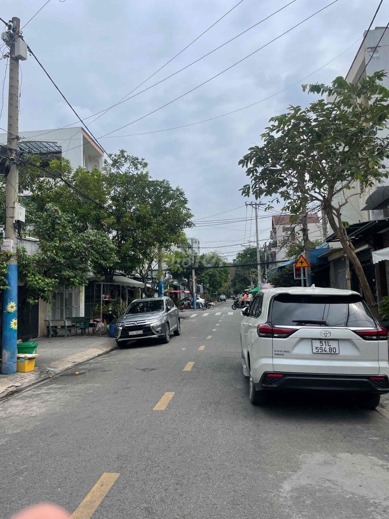 Nhà Mặt Tiền Đường 3 Gần Đỗ Xuân Hợp 100m Giá Đầu Tư 9,5 tỷ