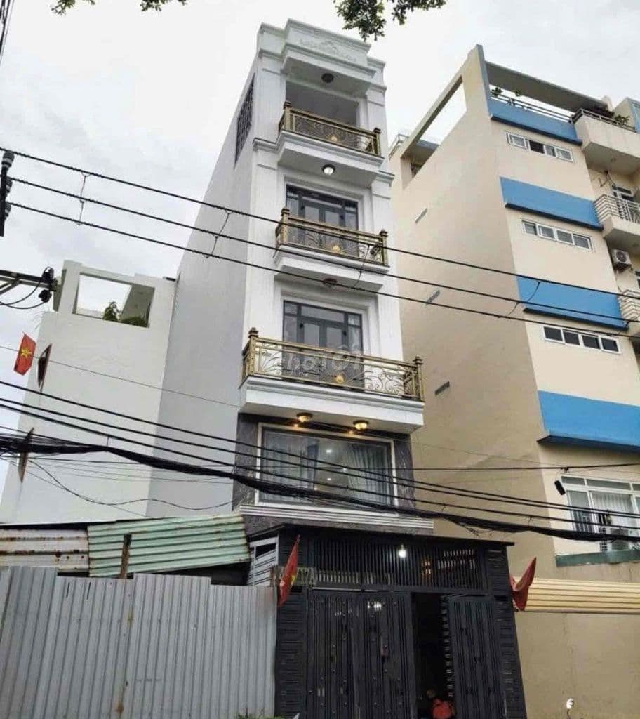 Đất trống hẻm xe tải Lê Quang Định tiện xây mới 6 tầng