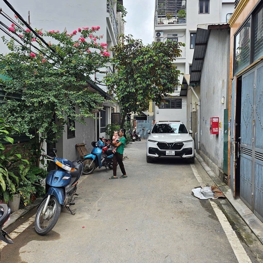 Nhà Xây Độc Lập 53m2 Ngay Trục Bát Khối Ô Tô Đỗ Cửa - 11.x tỷ - Ảnh 2