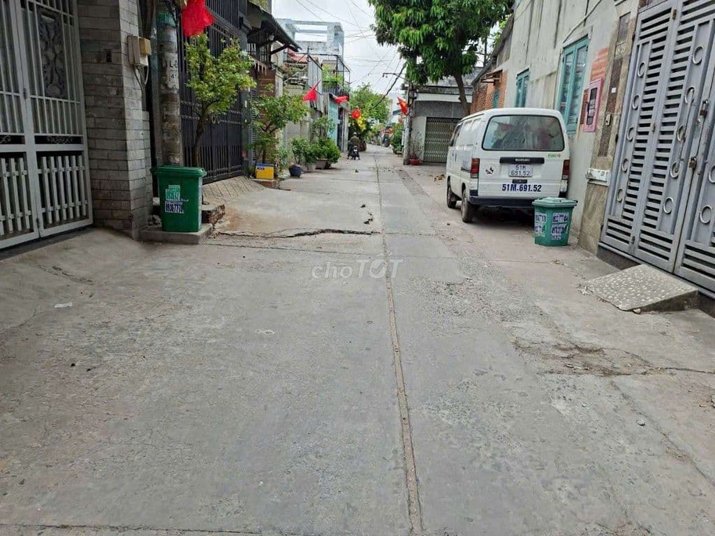 Nhà bán đẹp lung linh, hẻm xe hơi thông, 2 btct, 4,4m x 17m, bình tân - Ảnh 2