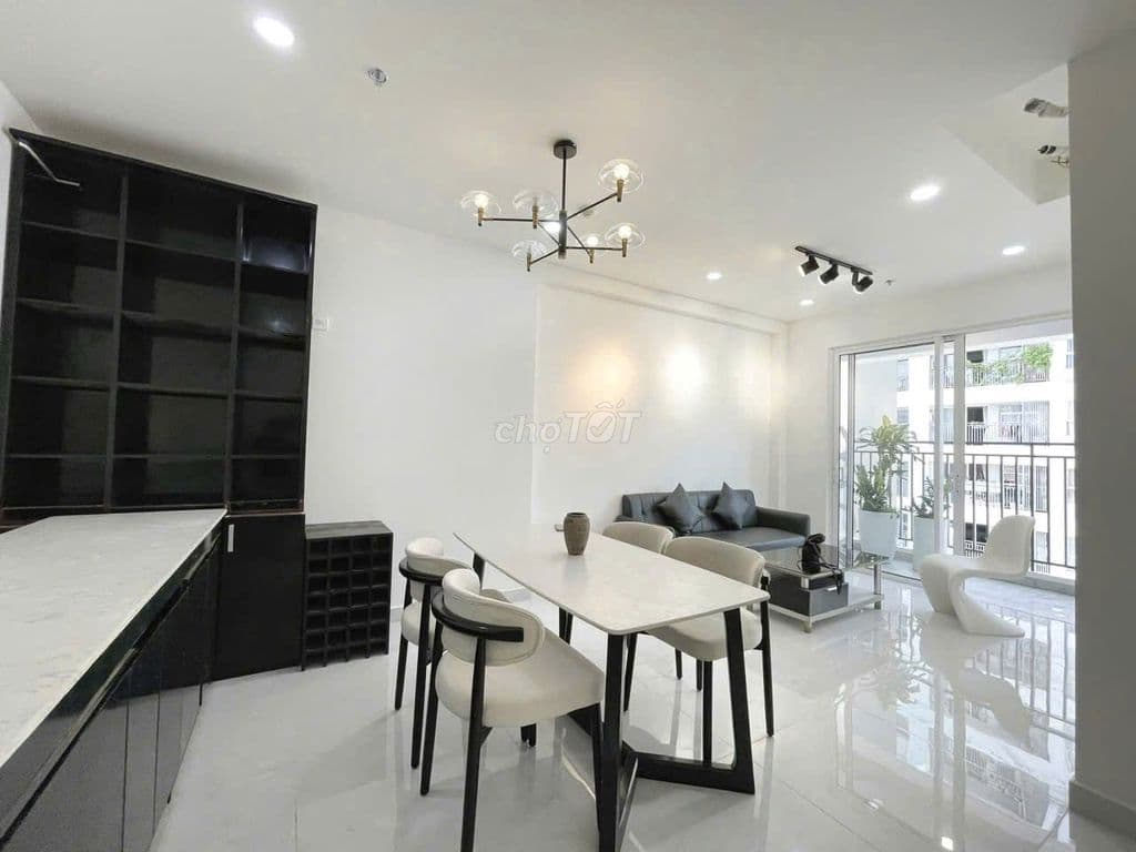 CH 58M SÁT SÂN BAY CẦN BÁN GẤP - THƯƠNG LƯỢNG CHÍNH CHỦ, SẴN NỘI THẤT - Ảnh 2