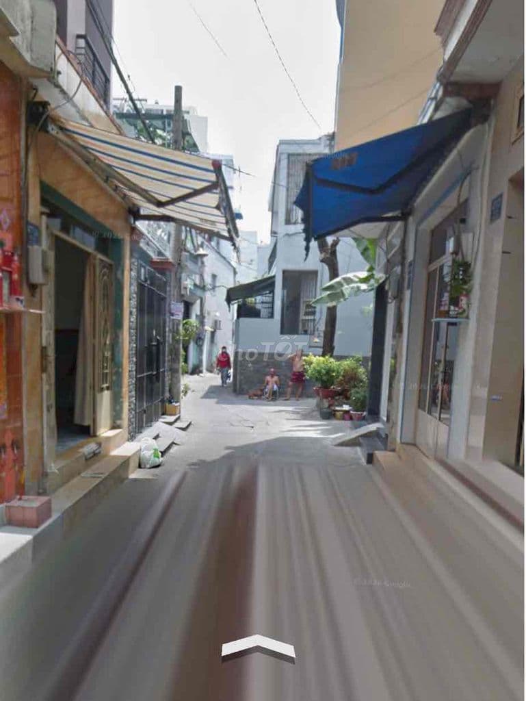 nhà hẽm gần trung tâm