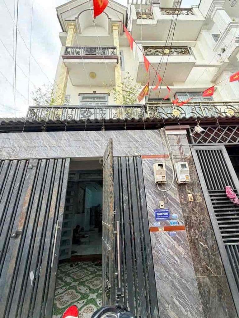 NHÀ PHỐ 4M x 14M ĐÚC 3 TẤM 1/ HIỆP THÀNH 07 HẺM XE HƠI Q12