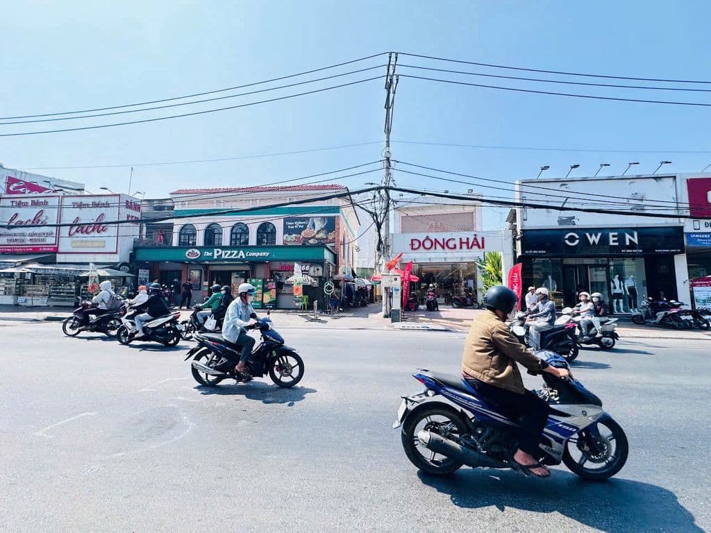 Bán Lô Đất Ngang 12m x 23,2m - 13,5 tỷ _ Giá Đầu Tư Cực Tốt _ Xây CHDV - Ảnh 2