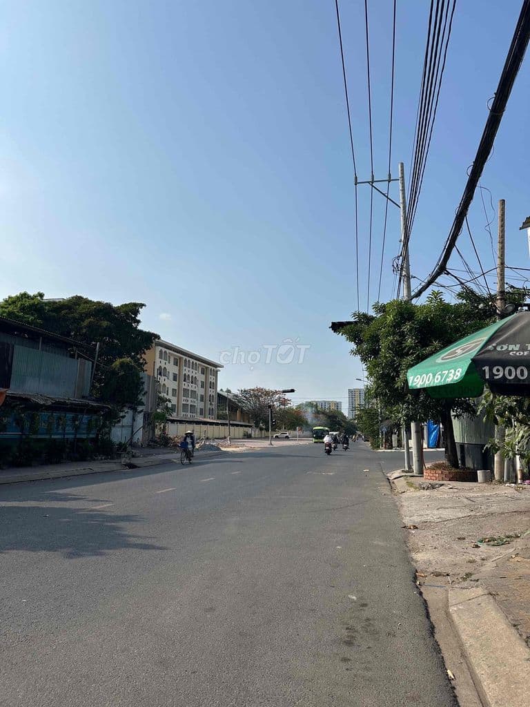 100m2 (5*20)- NHÀ 3 TẦNG- 3PN- XE HƠI ĐỔ CỬA - Ảnh 2