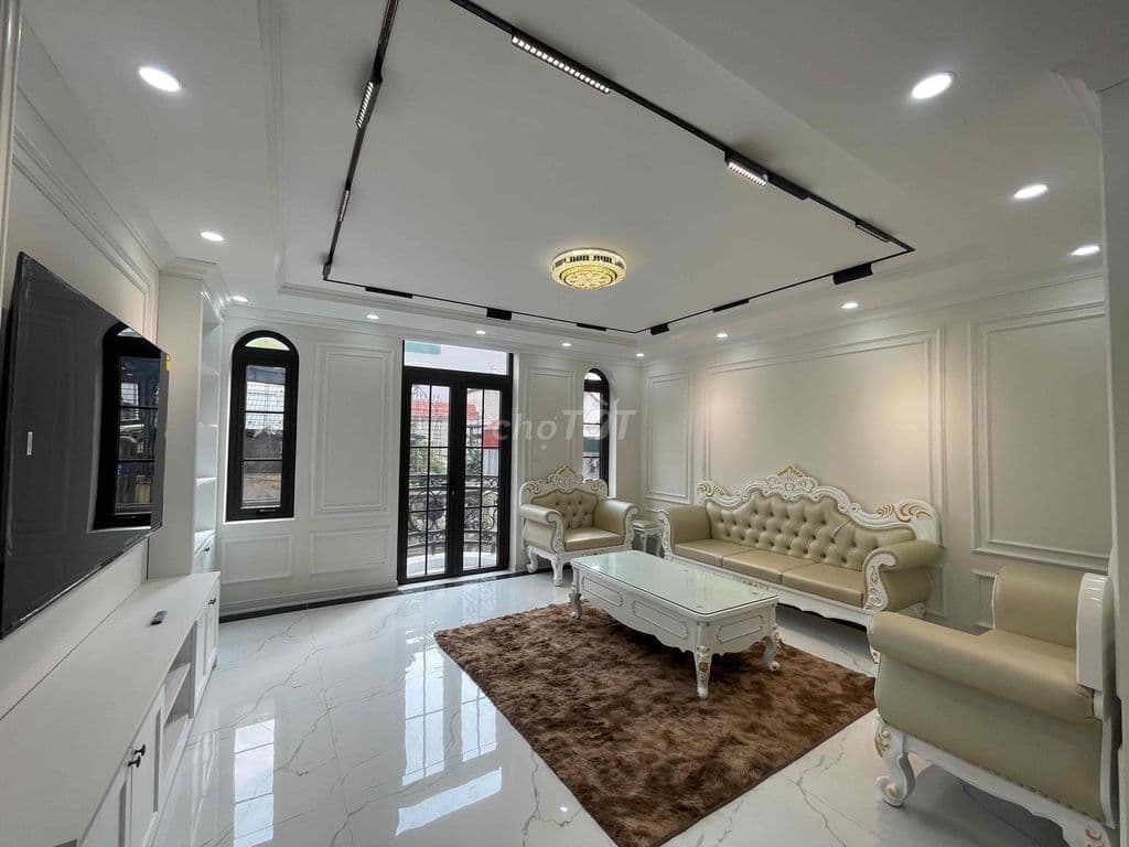 nhà Lê Thanh Nghị 38m2 7tầng thang máy ở kinh doanh .phố 10m.Hiếm - Ảnh 3