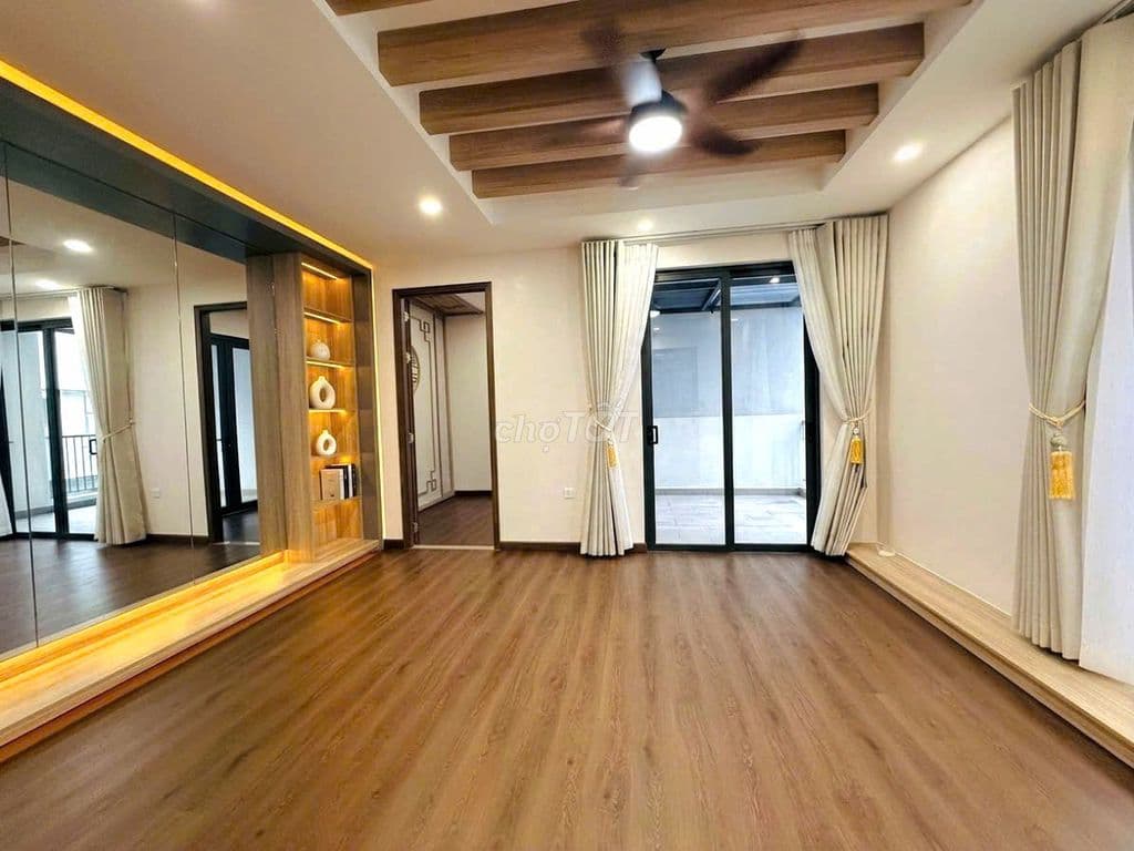 VILLA QUẬN 10- NGANG 10M- FULL NỘI THẤT CAO CẤP- SÁT MT- NHỈNH 8 TỶ - Ảnh 2