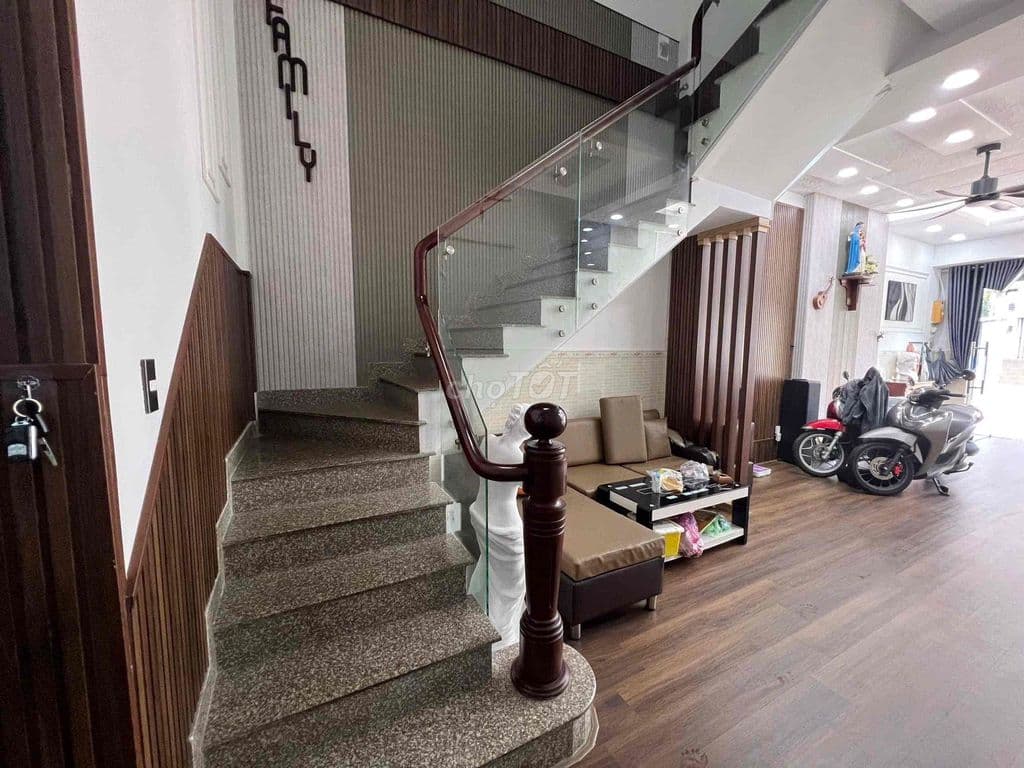 BÁN NHÀ MỚI MẶT TIỀN ĐƯỜNG 42 KHU BÌNH PHÚ - Ảnh 3