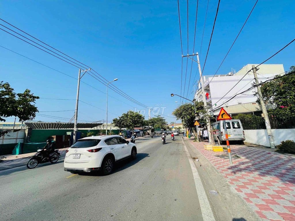 Đất Phân Lô, xây CHDV mặt tiền gần Kha Vạn Cân - 244m²(10*19m)