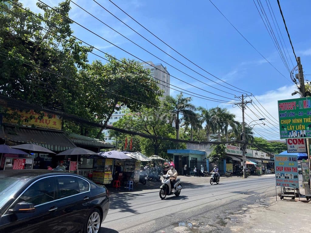 Bán nhà mặt tiền chợ đêm Công Thương - đường Tăng Nhơn Phú PLB Q9 - Ảnh 2