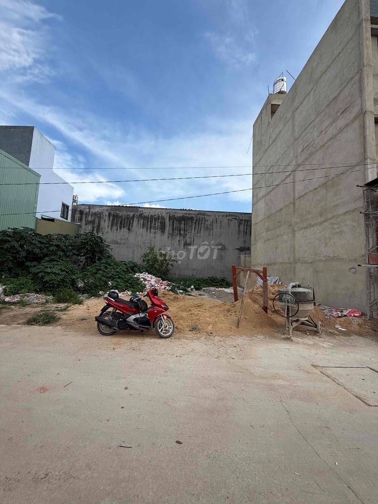 8x14 full thổ cư, đường Cây Cám, xây tự do, 4Tỷ4 còn tl
