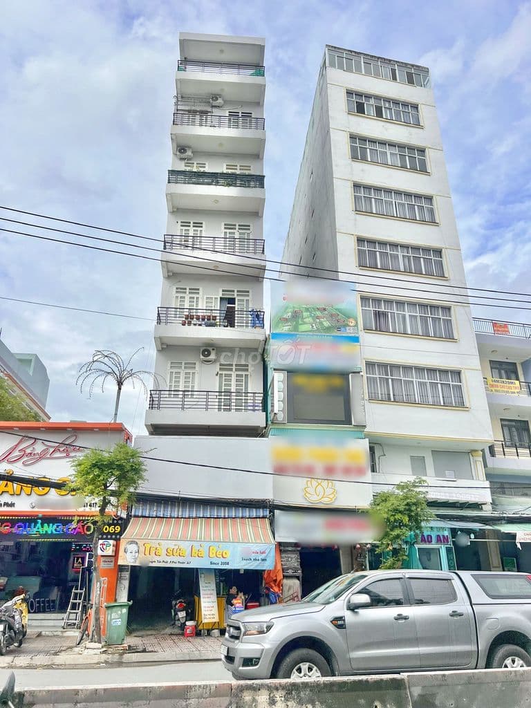 Tòa CHDV 7 tầng, 33P mặt tiền Huỳnh Tấn Phát Q7 giá 26.5 tỷ TN 100tr