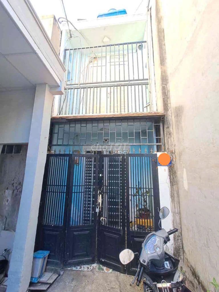 Nhà BTCT Kiên Cố Hoàn Công Đủ - Gần Hẻm Xe Hơi 15m- 02 Tầng 3x9m