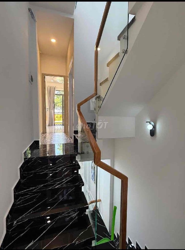 Mặt Tiền Luỹ Bán Bích gần Hoà Bình Đầm Sen chỉ có 5ty hơn - Ảnh 2