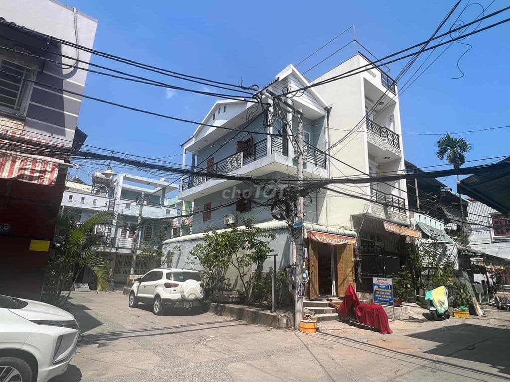 Bán Nhà Góc 3 Mặt Tiền Hẻm Xe Tải Nguyễn Quý Yêm Gáp Q6