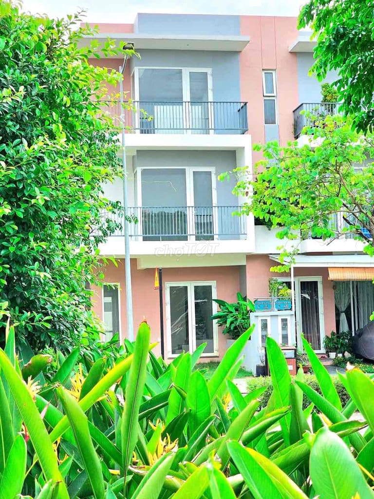 bán biệt thự dragon villa, 8ty còn bl, 4pn 3 wc, bán gấp