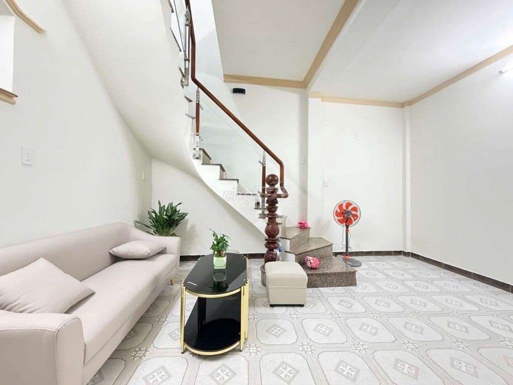 🚨 HÀNG HIẾM! 3.65 TỶ 40m2 NHÀ 2 TẦNG – SÁT QUẬN 1 - Ảnh 2