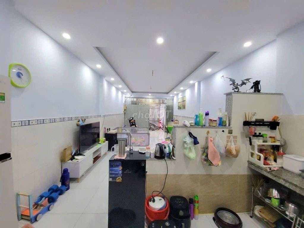 nhà sư Huỳnh Liên P 10 Tân Bình ,Ngang 4M '52M2, Giá : 4.8Tỷ - Ảnh 2