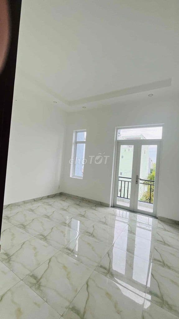 - NHÀ BÁN 3 LẦU đường nhựa , Long Thạnh Mỹ , Thủ Đức ( Q9) - DT : 4.3 - Ảnh 2